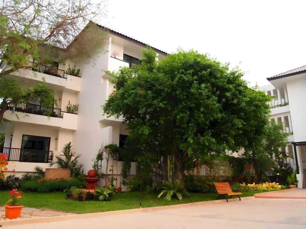 Baan Nan Hotel Exteriör bild